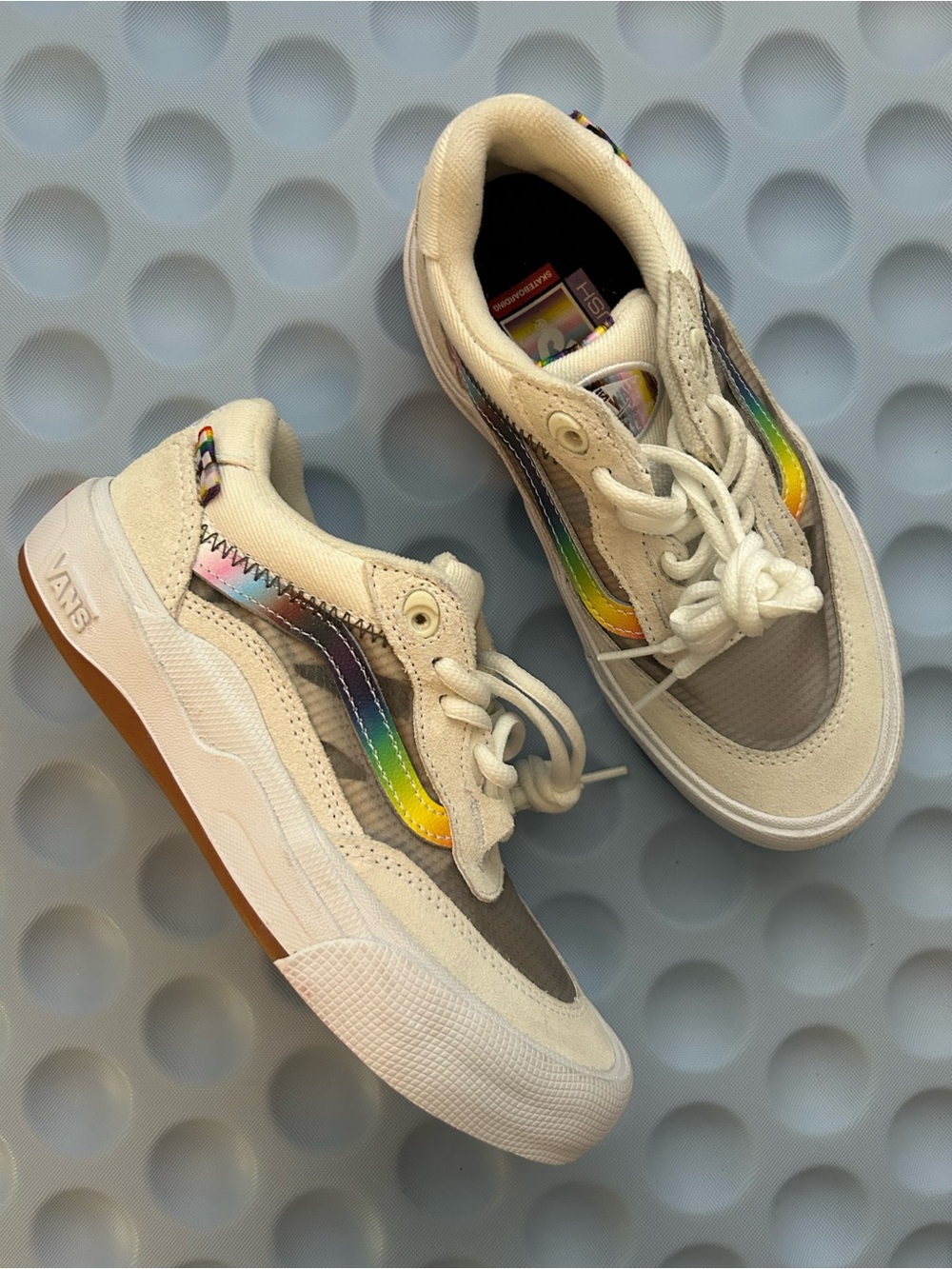 VANS Sneakers Boys Size 3.5 New